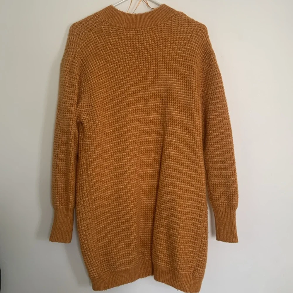 Cozy Cardigan - Picture 2 of 2